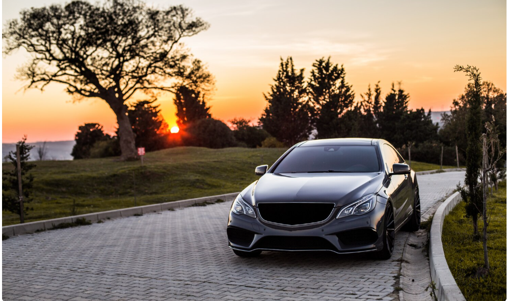 Luxury Cars and the Art of Refined Mobility